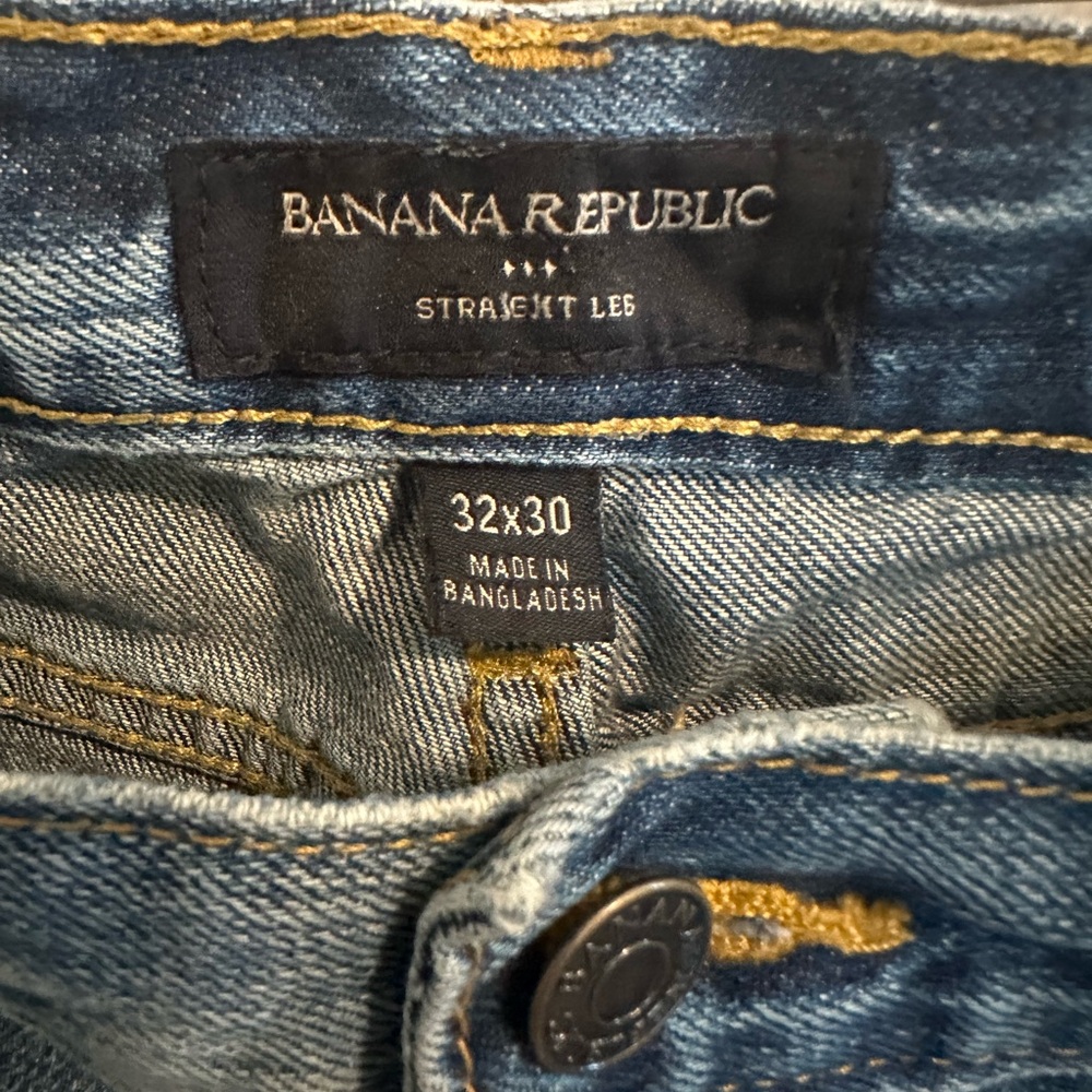 Banana Republic Men's Straight Blue Jeans - Picture 2 of 3